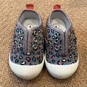 Cat and jack baby size 4 sneakers